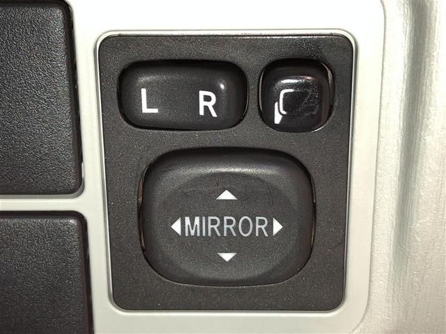 プリウス Ｓ　アイドリングストップ搭載　Ｂモニタ－　ＡＵＸ接続可　インテリキー　デュアルエアバック　エアＢ　イモビライザー　ナビＴＶ　ＡＵＴＯエアコン　横スベリ防止　アルミホイール　ＥＴＣ装備　ＡＢＳ　リモコンキー（26枚目）