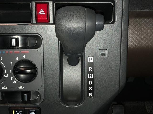 ルーミー Ｇ　追突軽減ブレーキ　パワステ　Ａストップ　横滑り防止システム　ウォークスルー　エアバック　セキュリティーアラーム　パワーウィンドウ　運転席助手席エアバック　オートエアコン　キーフリー　電動スライドドア（16枚目）