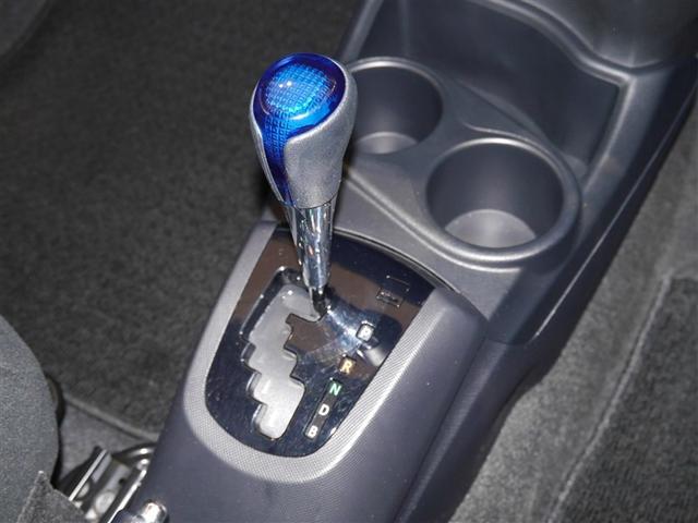 アクア Ｇ　誤発進抑制機能　バックモニタ　セキュリティー　ドライブレコーダ　デュアルエアバック　ナビＴＶ　Ｉ－ＳＴＯＰ　パワーウィンドウ　地デジ　ＥＳＣ　ＡＴエアコン　ＡＢＳ　パワーステアリング　オートクルーズ（6枚目）