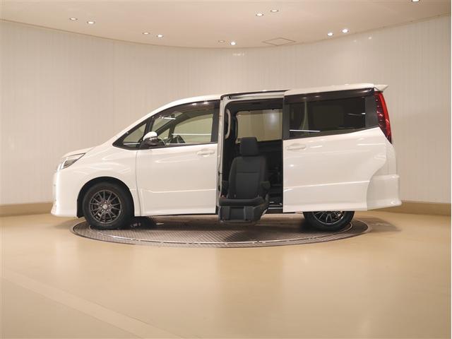 ノア ウェルキャブ SI ウェルキャブ SI サイドリフトアップシート車 標準タイプ 4WD メモリーナビ ETC バックカメラ 両側スライド・片側電動 アルミホイール 3列シート ウォークスルー フルセグ DVD再生(4枚目)