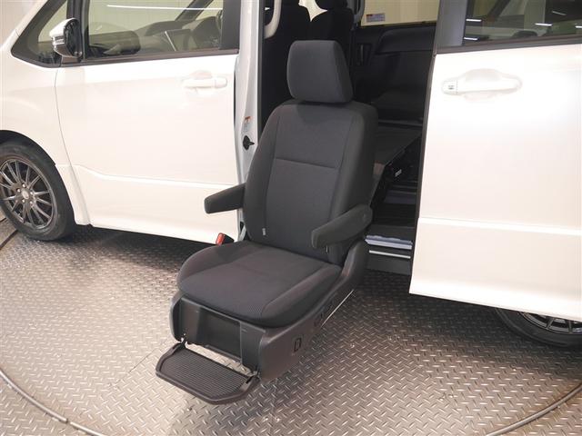 ノア ウェルキャブ SI ウェルキャブ SI サイドリフトアップシート車 標準タイプ 4WD メモリーナビ ETC バックカメラ 両側スライド・片側電動 アルミホイール 3列シート ウォークスルー フルセグ DVD再生(5枚目)