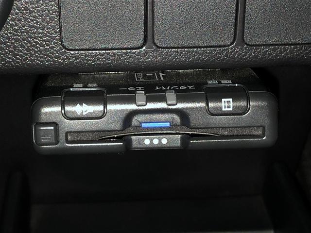 ピクシスエポック Ｘ　ＳＡＩＩＩ　誤発進抑制機能　横滑防止装置　キーレスエントリー　ＬＥＤヘッドライト　ＥＴＣ　アイドリングストップ　４ＷＤ　ナビ　バックカメラ　ＡＢＳ　エアコン　Ｗエアバック　メモリーナビ（18枚目）