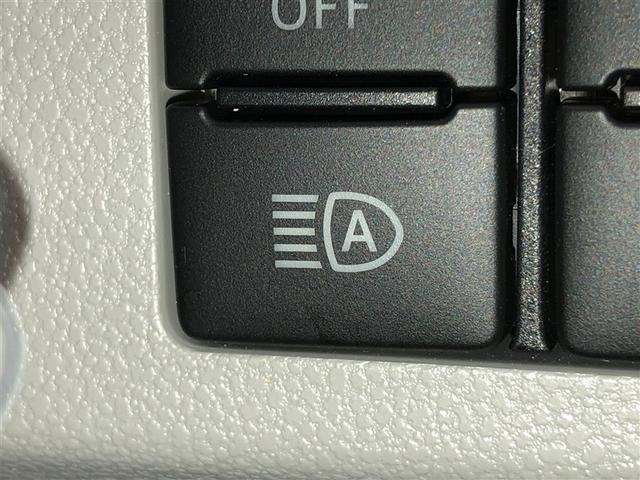ピクシスエポック Ｘ　ＳＡＩＩＩ　誤発進抑制機能　横滑防止装置　キーレスエントリー　ＬＥＤヘッドライト　ＥＴＣ　アイドリングストップ　４ＷＤ　ナビ　バックカメラ　ＡＢＳ　エアコン　Ｗエアバック　メモリーナビ（21枚目）
