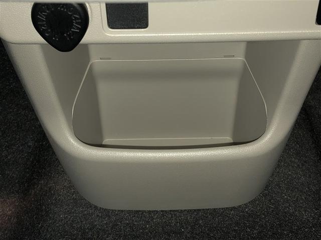 パッソ Ｘ　Ｓ　盗難防止システム　横滑り防止装置　スマートキー　衝突回避支援ブレーキ　キーフリー　寒冷地仕様　アイドリングストップ　４ＷＤ　ベンチシート　ＡＢＳ（28枚目）