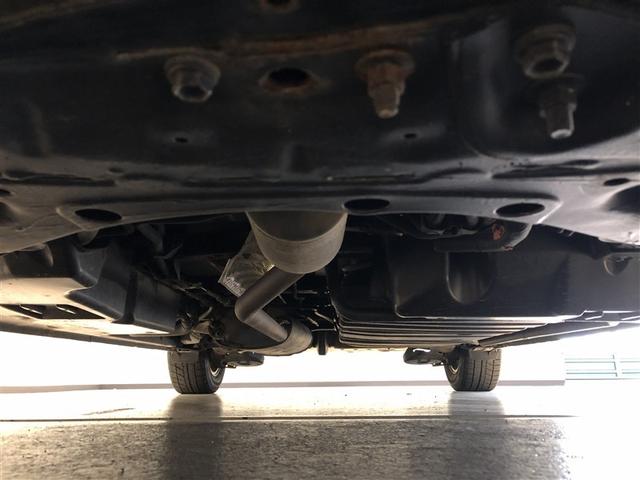 ノア ハイブリッドG スマートキー&プッシュスタート LEDへッドライト 地デジ イモビライザー Wエアコン パワーウインドウ 寒冷地仕様 アルミ クルコン エアバッグ 横滑り防止 DVD再生機能 フルフラット パワステ(7枚目)