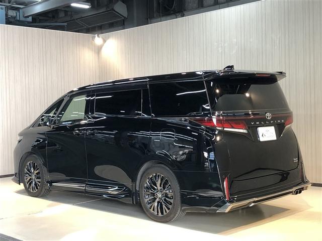 ヴェルファイアハイブリッド Ｚ　プレミア　アイドリングストップ　キーレス　ナビ＆ＴＶ　横滑り防止機能　ドライブレコーダー　黒革シート　寒冷地仕様　スマートキー　４ＷＤ車　クルーズコントロール　地デジＴＶ　サンルーフ　盗難防止装置　メモリーナビ（8枚目）