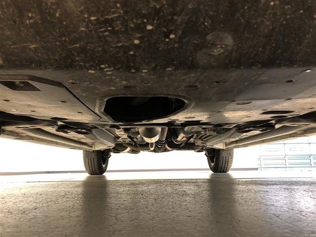 ライズ Ｚ　Ｂカメ　アイドリングＳＴＯＰ　イモビライザー　横滑り防止機能　ＬＥＤヘッドライト　寒冷地仕様　オートクルーズコントロール　アルミホイール　エアバッグ　スマートキ　４ＷＤ車　パワーウィンドウ　ＡＢＳ（9枚目）