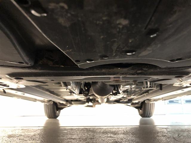 ヤリス X 追突防止装置 VSC スマートキー&プッシュスタート イモビライザー 寒冷地仕様 Bカメラ マニュアルエアコン ETC付 ナビ Aクルコン レンタアップ 4WD パワーウインドウ ABS キーレス(8枚目)