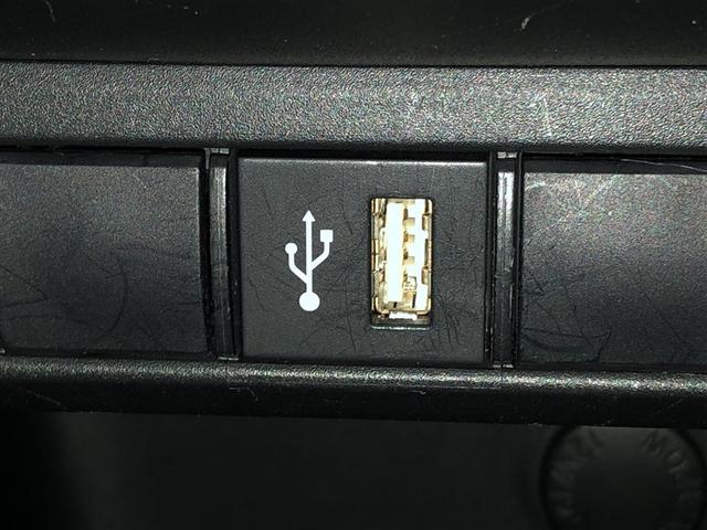 ヤリス X 追突防止装置 VSC スマートキー&プッシュスタート イモビライザー 寒冷地仕様 Bカメラ マニュアルエアコン ETC付 ナビ Aクルコン レンタアップ 4WD パワーウインドウ ABS キーレス(27枚目)