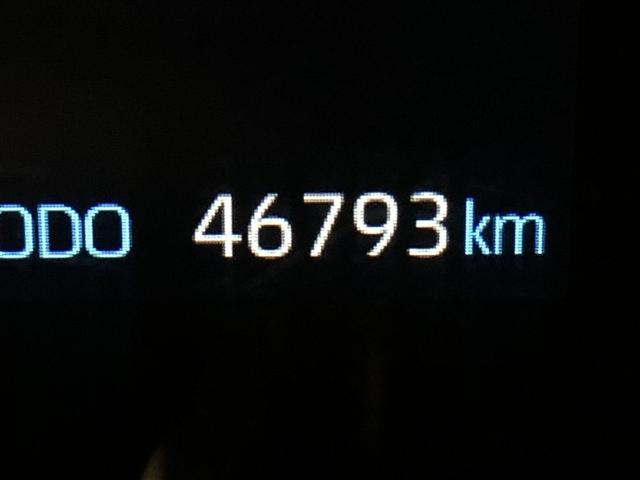 ヤリス X 追突防止装置 VSC スマートキー&プッシュスタート イモビライザー 寒冷地仕様 Bカメラ マニュアルエアコン ETC付 ナビ Aクルコン レンタアップ 4WD パワーウインドウ ABS キーレス(36枚目)