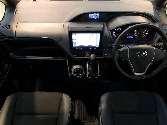 ノア Ｓｉ　ダブルバイビーＩＩ　バックモニター　クルコン　ＬＥＤヘッド　ドラレコ　ＥＴＣ　寒冷地仕様　４ＷＤ　スマートキー　ＤＶＤ　ナビ＆ＴＶ　３列シート　横滑り防止　盗難防止装置　アイドリングストップ　メモリーナビ　アルミホイール（2枚目）