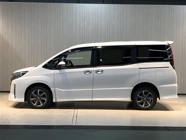 ノア Ｓｉ　ダブルバイビーＩＩ　バックモニター　クルコン　ＬＥＤヘッド　ドラレコ　ＥＴＣ　寒冷地仕様　４ＷＤ　スマートキー　ＤＶＤ　ナビ＆ＴＶ　３列シート　横滑り防止　盗難防止装置　アイドリングストップ　メモリーナビ　アルミホイール（6枚目）