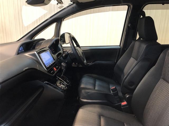 ノア Ｓｉ　フルタイム４ＷＤ　ナビ＆ＴＶ　両側オートスライドドア　リアクーラー　ＬＥＤヘッドライト　スマートキー　クルーズコントロール　フルセグ　ＥＳＣ　フルフラット　寒冷地仕様車　３列シート　ＥＴＣ車載器（11枚目）