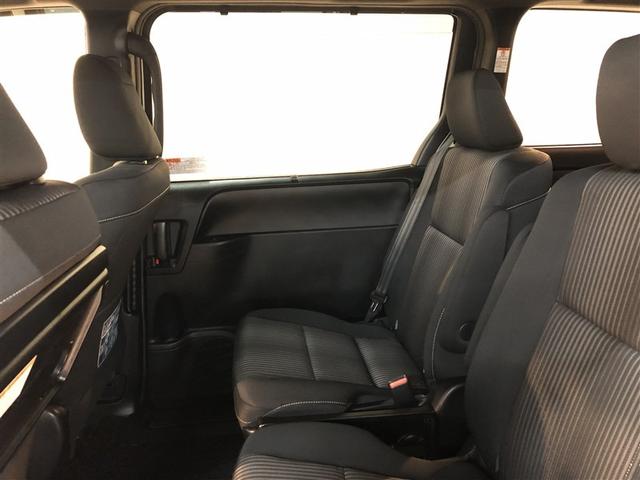 ノア Ｓｉ　フルタイム４ＷＤ　ナビ＆ＴＶ　両側オートスライドドア　リアクーラー　ＬＥＤヘッドライト　スマートキー　クルーズコントロール　フルセグ　ＥＳＣ　フルフラット　寒冷地仕様車　３列シート　ＥＴＣ車載器（12枚目）