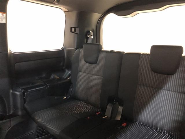 ノア Ｓｉ　フルタイム４ＷＤ　ナビ＆ＴＶ　両側オートスライドドア　リアクーラー　ＬＥＤヘッドライト　スマートキー　クルーズコントロール　フルセグ　ＥＳＣ　フルフラット　寒冷地仕様車　３列シート　ＥＴＣ車載器（13枚目）