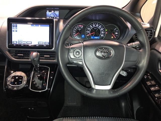 ノア Ｓｉ　フルタイム４ＷＤ　ナビ＆ＴＶ　両側オートスライドドア　リアクーラー　ＬＥＤヘッドライト　スマートキー　クルーズコントロール　フルセグ　ＥＳＣ　フルフラット　寒冷地仕様車　３列シート　ＥＴＣ車載器（17枚目）