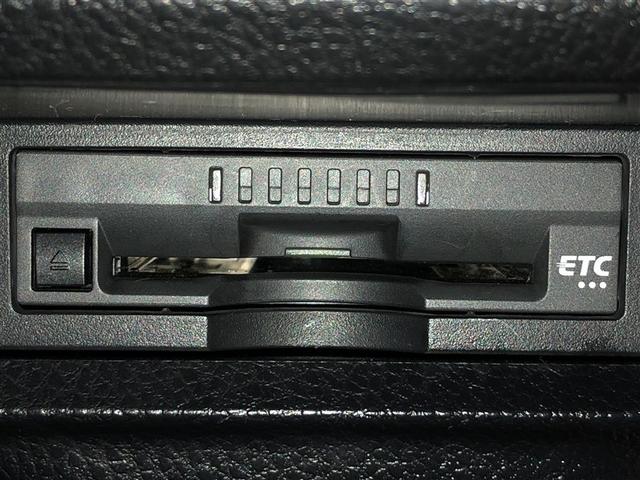 ノア Ｓｉ　フルタイム４ＷＤ　ナビ＆ＴＶ　両側オートスライドドア　リアクーラー　ＬＥＤヘッドライト　スマートキー　クルーズコントロール　フルセグ　ＥＳＣ　フルフラット　寒冷地仕様車　３列シート　ＥＴＣ車載器（25枚目）