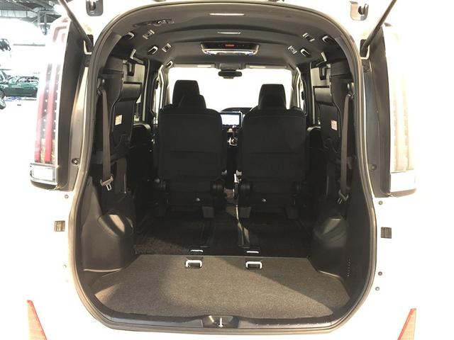 ノア Ｓｉ　フルタイム４ＷＤ　ナビ＆ＴＶ　両側オートスライドドア　リアクーラー　ＬＥＤヘッドライト　スマートキー　クルーズコントロール　フルセグ　ＥＳＣ　フルフラット　寒冷地仕様車　３列シート　ＥＴＣ車載器（34枚目）