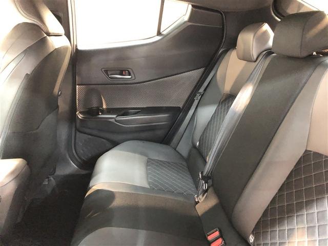 Ｃ－ＨＲ Ｇ－Ｔ　ＬＥＤヘッドライト　クルーズコントロール　寒冷地　キーレスエントリー　ＡＢＳ　イモビライザー　フルオートエアコン　エアバッグ　アルミ付　ハーフレザーシート　スマートキ－　フルタイム４ＷＤ　横滑り防止（12枚目）