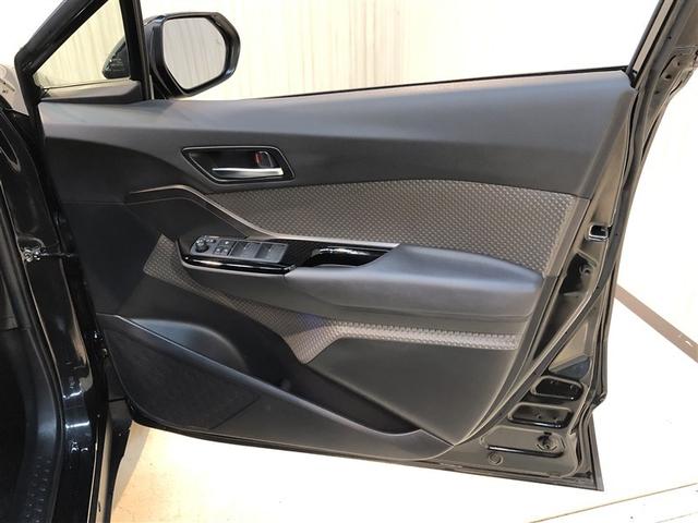Ｃ－ＨＲ Ｇ－Ｔ　ＬＥＤヘッドライト　クルーズコントロール　寒冷地　キーレスエントリー　ＡＢＳ　イモビライザー　フルオートエアコン　エアバッグ　アルミ付　ハーフレザーシート　スマートキ－　フルタイム４ＷＤ　横滑り防止（13枚目）