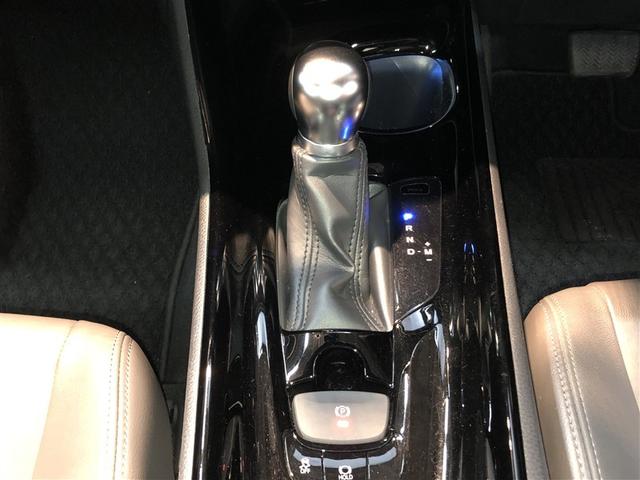 Ｃ－ＨＲ Ｇ－Ｔ　ＬＥＤヘッドライト　クルーズコントロール　寒冷地　キーレスエントリー　ＡＢＳ　イモビライザー　フルオートエアコン　エアバッグ　アルミ付　ハーフレザーシート　スマートキ－　フルタイム４ＷＤ　横滑り防止（20枚目）