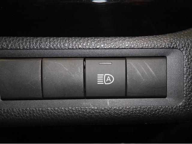 アクア Ｘ　ＡＣ１００Ｖ電源　オートエアコン　ＬＥＤヘッド　クルーズコントロール　ナビ　バックカメラ　ＥＴＣ　サイドエアバッグ　スマートキー　４ＷＤ　盗難防止システム　エアバッグ　メモリーナビ　ＥＳＣ　ＡＢＳ（18枚目）