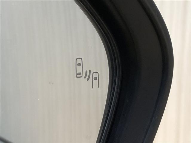 ヤリスクロス Ｚ　寒冷地　ＶＳＣ　オートエアコン　バックガイドモニター　盗難防止装置　ＡＷＤ　ＥＴＣ車載器　ミュージックプレイヤー接続可　キーレス　アルミホイール　ＬＥＤヘッドランプ　エアバッグ　ＡＢＳ　スマートキー（15枚目）