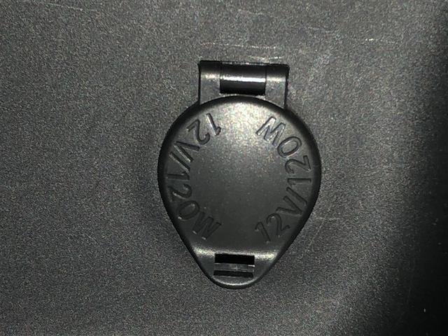 ヤリスクロス Ｚ　寒冷地　ＶＳＣ　オートエアコン　バックガイドモニター　盗難防止装置　ＡＷＤ　ＥＴＣ車載器　ミュージックプレイヤー接続可　キーレス　アルミホイール　ＬＥＤヘッドランプ　エアバッグ　ＡＢＳ　スマートキー（29枚目）