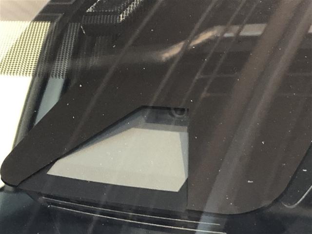 ヤリス ハイブリッドX 盗難防止 VSC クルコン 4WD アイドリングストップ ETC スマートキー 寒冷地仕様 ナビ オートエアコン ミュージックプレイヤー接続可 メモリーナビ キーレス ABS レンタカーUP 後カメラ(5枚目)