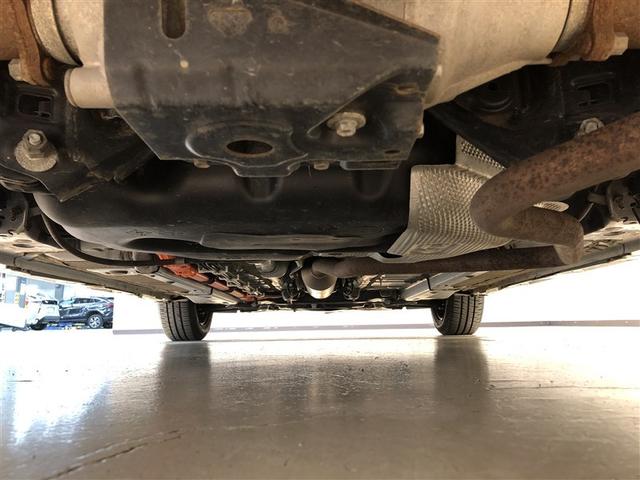 ヤリス ハイブリッドX 盗難防止 VSC クルコン 4WD アイドリングストップ ETC スマートキー 寒冷地仕様 ナビ オートエアコン ミュージックプレイヤー接続可 メモリーナビ キーレス ABS レンタカーUP 後カメラ(9枚目)