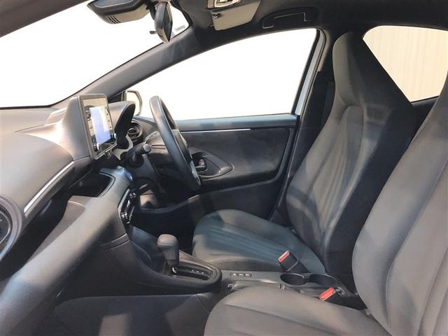 ヤリス ハイブリッドX 盗難防止 VSC クルコン 4WD アイドリングストップ ETC スマートキー 寒冷地仕様 ナビ オートエアコン ミュージックプレイヤー接続可 メモリーナビ キーレス ABS レンタカーUP 後カメラ(10枚目)