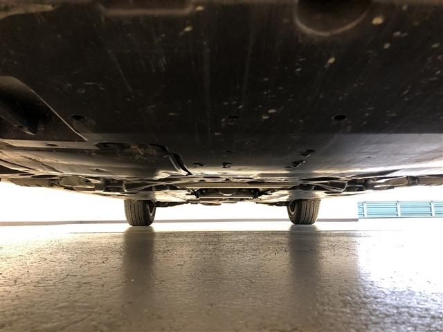 プリウス S 衝突軽減 4wd エアコン LEDヘッドライト ナビ バックガイドモニター クルコン 寒冷地仕様 ETC車載器 盗難防止システム メモリナビ パワーステアリング AC100V カーテンエアバック(8枚目)