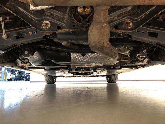 プリウス S 衝突軽減 4wd エアコン LEDヘッドライト ナビ バックガイドモニター クルコン 寒冷地仕様 ETC車載器 盗難防止システム メモリナビ パワーステアリング AC100V カーテンエアバック(9枚目)