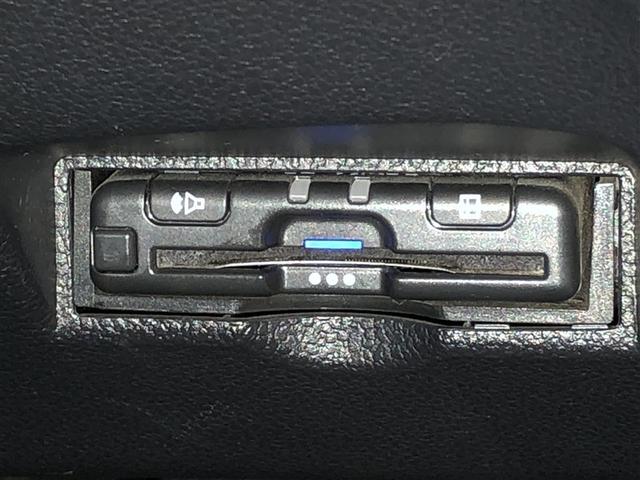 プリウス S 衝突軽減 4wd エアコン LEDヘッドライト ナビ バックガイドモニター クルコン 寒冷地仕様 ETC車載器 盗難防止システム メモリナビ パワーステアリング AC100V カーテンエアバック(22枚目)