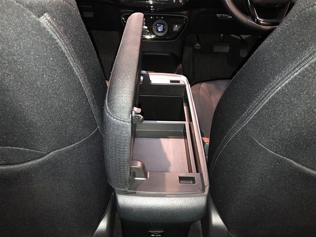 プリウス S 衝突軽減 4wd エアコン LEDヘッドライト ナビ バックガイドモニター クルコン 寒冷地仕様 ETC車載器 盗難防止システム メモリナビ パワーステアリング AC100V カーテンエアバック(32枚目)