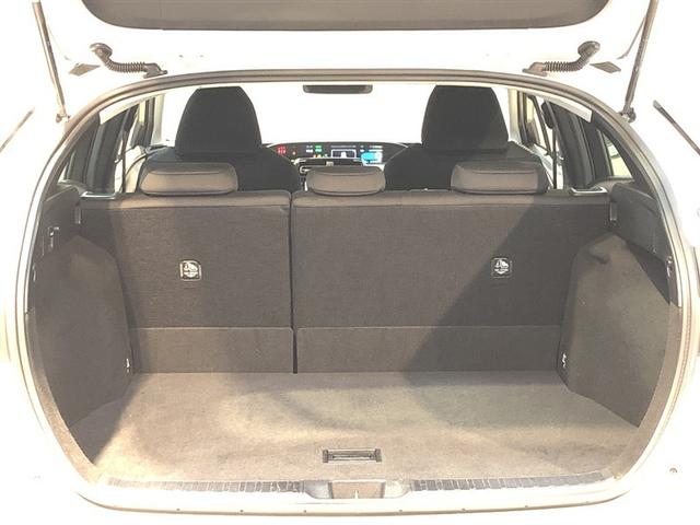 プリウス S 衝突軽減 4wd エアコン LEDヘッドライト ナビ バックガイドモニター クルコン 寒冷地仕様 ETC車載器 盗難防止システム メモリナビ パワーステアリング AC100V カーテンエアバック(33枚目)