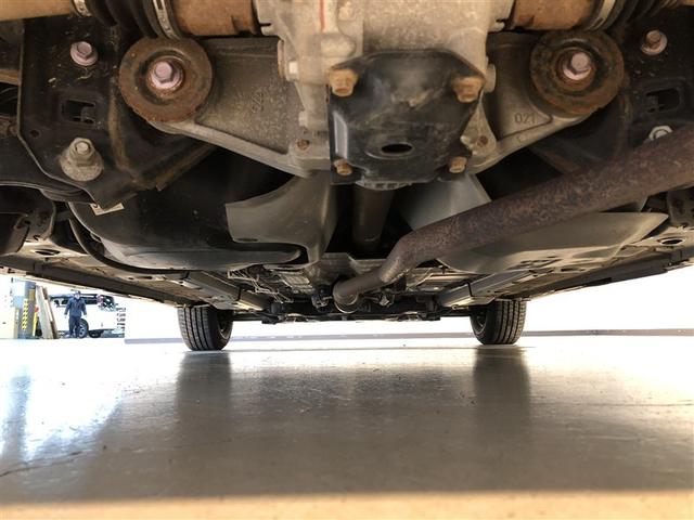 ヤリス Ｘ　追突防止装置　ＶＳＣ　スマートキー＆プッシュスタート　イモビライザー　寒冷地仕様　Ｂカメラ　マニュアルエアコン　ＥＴＣ付　ナビ　Ａクルコン　アイドリングストップ　レンタアップ　４ＷＤ　パワーウインドウ（9枚目）