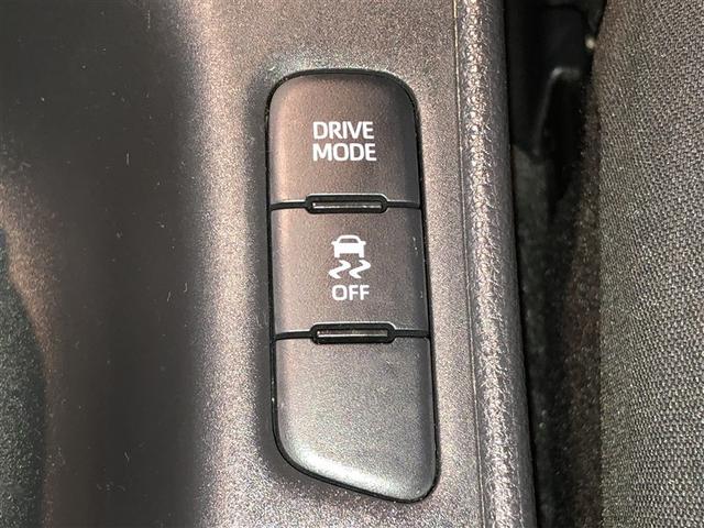 ヤリス Ｘ　追突防止装置　ＶＳＣ　スマートキー＆プッシュスタート　イモビライザー　寒冷地仕様　Ｂカメラ　マニュアルエアコン　ＥＴＣ付　ナビ　Ａクルコン　アイドリングストップ　レンタアップ　４ＷＤ　パワーウインドウ（22枚目）