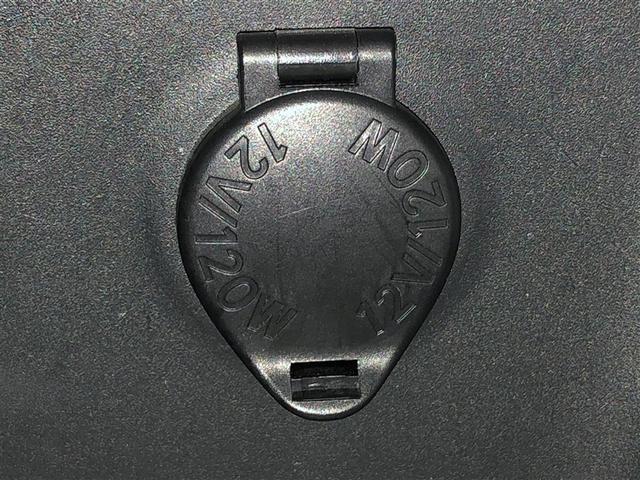 ヤリス Ｘ　追突防止装置　ＶＳＣ　スマートキー＆プッシュスタート　イモビライザー　寒冷地仕様　Ｂカメラ　マニュアルエアコン　ＥＴＣ付　ナビ　Ａクルコン　アイドリングストップ　レンタアップ　４ＷＤ　パワーウインドウ（27枚目）