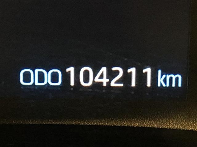 ヤリス Ｘ　追突防止装置　ＶＳＣ　スマートキー＆プッシュスタート　イモビライザー　寒冷地仕様　Ｂカメラ　マニュアルエアコン　ＥＴＣ付　ナビ　Ａクルコン　アイドリングストップ　レンタアップ　４ＷＤ　パワーウインドウ（36枚目）