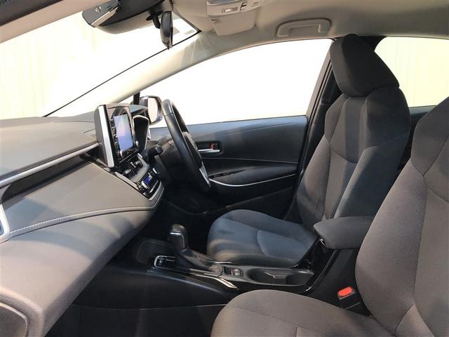 カローラ ハイブリッド　Ｓ　クルーズコントロール　ＬＥＤライト　ＥＴＣ　Ｂカメラ　４ＷＤ　ＴＳＳ　ミュージックプレイヤー接続可　メモリーナビ　アイドリングストップ　ドラレコ　アルミホイール　寒冷地仕様　横滑り防止機能（11枚目）