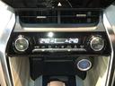 左右独立温度コントロールフルオートエアコンです。運転席、助手席それぞれで独立して温度設定ができます。冷え性の方が乗っても安心ですね♪