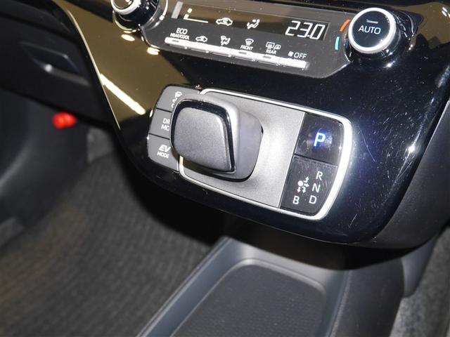 アクア Ｘ　オートエアコン　ＬＥＤヘッド　クルーズコントロール　ナビ　バックカメラ　ＥＴＣ　サイドエアバッグ　スマートキー　４ＷＤ　盗難防止システム　エアバッグ　メモリーナビ　ＥＳＣ　ＡＢＳ　キーレス　寒冷地仕様（6枚目）