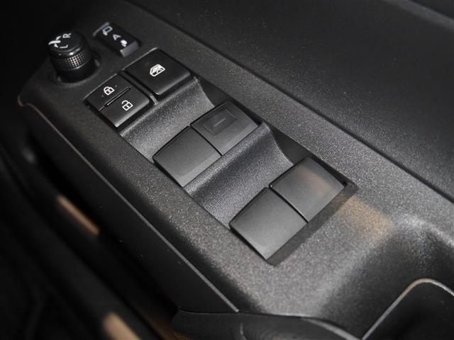 アクア Ｘ　オートエアコン　ＬＥＤヘッド　クルーズコントロール　ナビ　バックカメラ　ＥＴＣ　サイドエアバッグ　スマートキー　４ＷＤ　盗難防止システム　エアバッグ　メモリーナビ　ＥＳＣ　ＡＢＳ　キーレス　寒冷地仕様（32枚目）