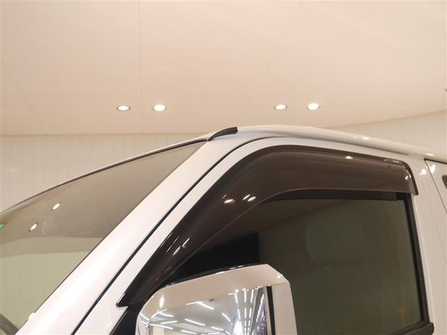 ハイエースバン スーパーＧＬ　ダークプライムＩＩ　寒冷地　ＡＣ　助手席エアバック　地デジ　盗難防止システム　４ＷＤ車　ＥＴＣ付き　ＤＶＤ　ＬＥＤヘッドランプ　エアＢ　ナビ＆ＴＶ　メモリーナビ　横滑り防止　前席パワーウィンドウ　ＡＣ１００　パワステ（36枚目）