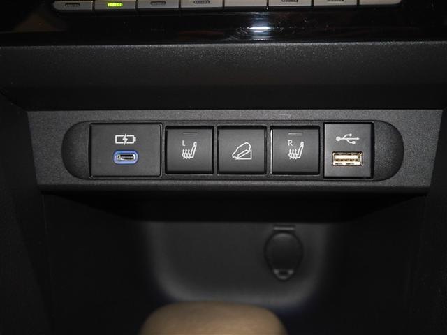 ヤリスクロス ハイブリッドZ クルーズC 横滑防止装置 リアカメラ ワンオーナー車 LEDライト 盗難防止装置 電動シート ドライブレコーダー AW キーレス 寒冷地仕様 スマートキー ABS 4WD ETC AC100V(23枚目)