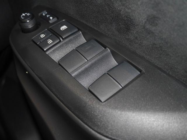 ヤリスクロス ハイブリッドZ クルーズC 横滑防止装置 リアカメラ ワンオーナー車 LEDライト 盗難防止装置 電動シート ドライブレコーダー AW キーレス 寒冷地仕様 スマートキー ABS 4WD ETC AC100V(30枚目)