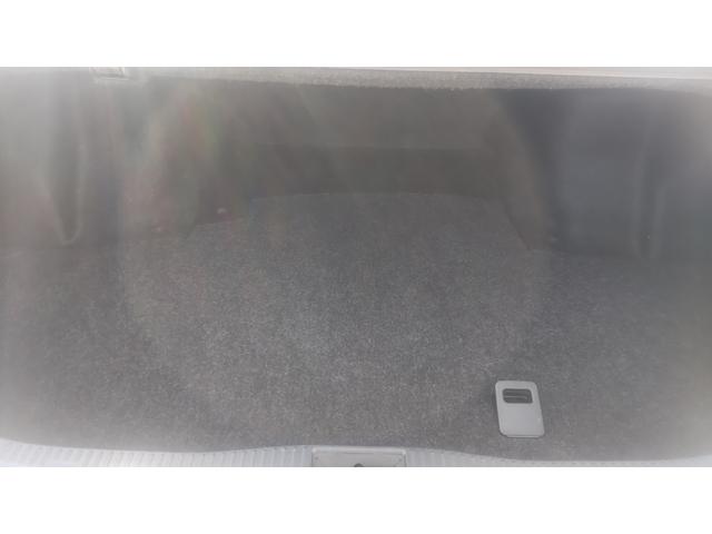 クラウン アスリートSi-Four 4WD ETC オートクルーズコントロール バックカメラ ナビ アルミホイール HID AT スマートキー 電動格納ミラー 盗難防止システム パワーシート 衝突安全ボディ ABS ESC エアコン(19枚目)