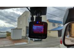 ドライブレコーダー装備♪映像と音声を記録してくれるドライブレコーダーは、事故の際に確かな証拠能力を発揮してくれます。 4