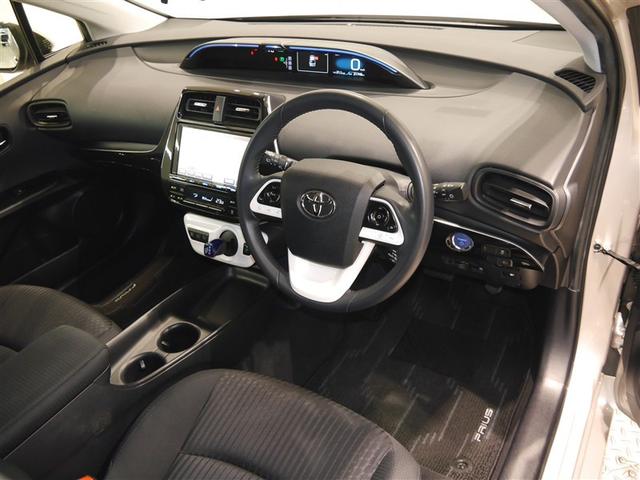 プリウス Ｓ　衝突軽減　４ｗｄ　フルセグＴＶ　エアコン　ＬＥＤヘッドライト　バックガイドモニター　クルコン　寒冷地仕様　ＥＴＣ車載器　盗難防止システム　メモリナビ　パワーステアリング　カーテンエアバック　ＡＢＳ（4枚目）